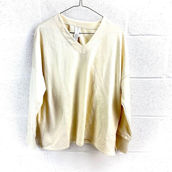 Marla Wynne Lounge Cream Long Sleeve V-Neck Pullover Sweatshirt Sz S - Picture 1 of 6